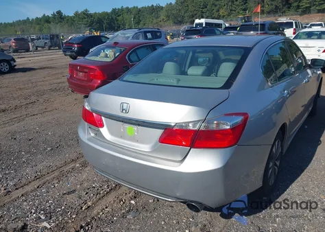2015 Honda Accord Lx z USA, uszkodzony, nr VIN 1HGCR2F31FA119082